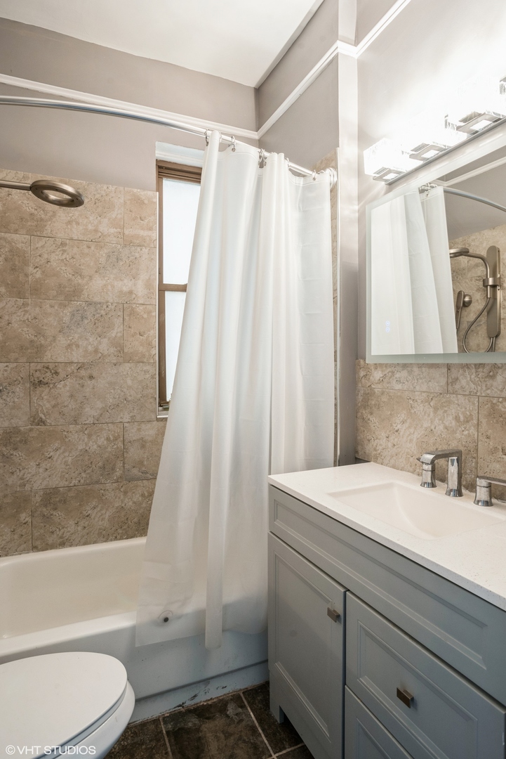 2633 West Potomac Avenue Chicago IL 60622
