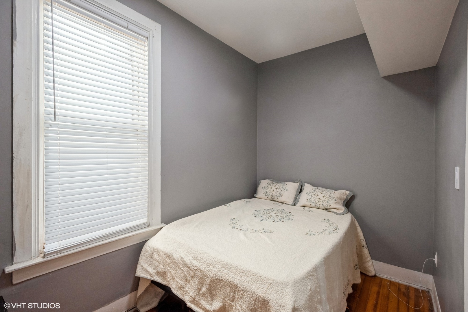 2633 West Potomac Avenue Chicago IL 60622