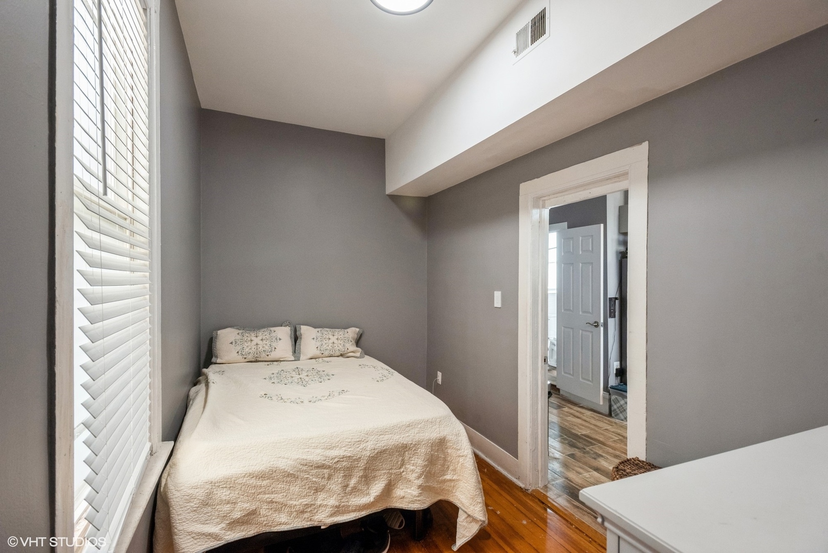 2633 West Potomac Avenue Chicago IL 60622
