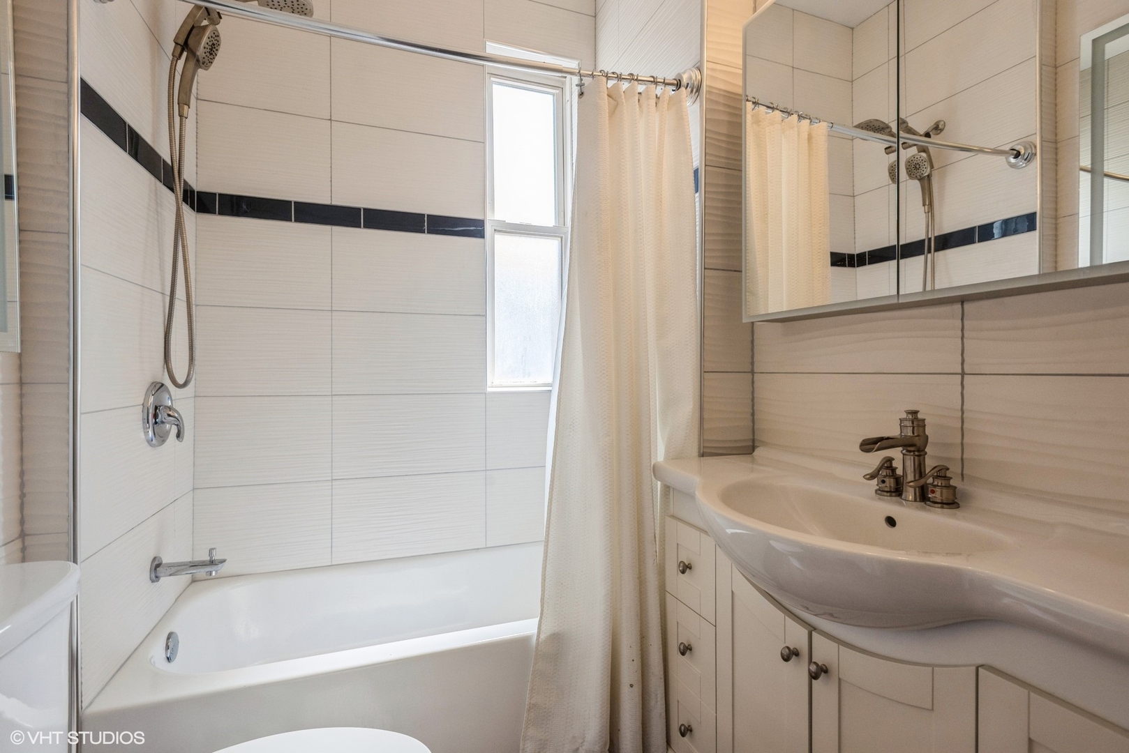 2633 West Potomac Avenue Chicago IL 60622