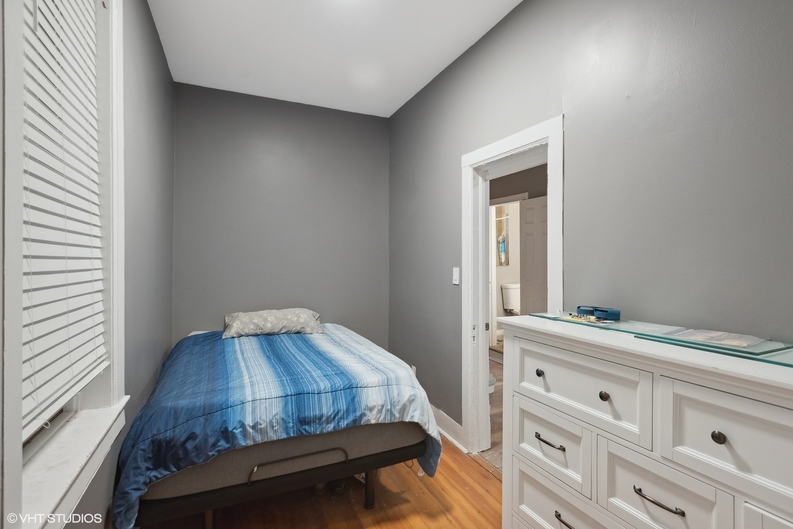 2633 West Potomac Avenue Chicago IL 60622