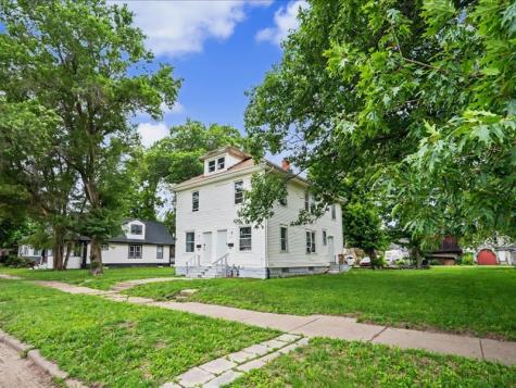 921 12 Avenue Rock Island IL 61201