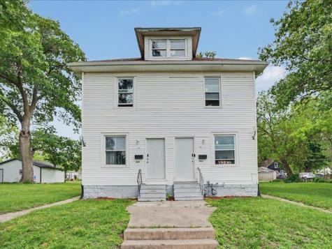 921 12 Avenue Rock Island IL 61201