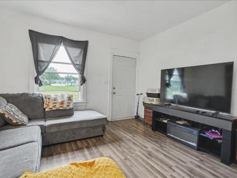 921 12 Avenue Rock Island IL 61201