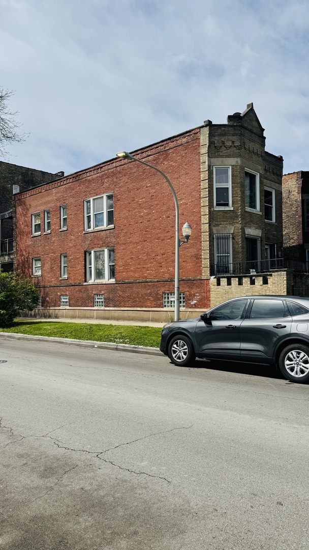4701 West West End Avenue Chicago IL 60644