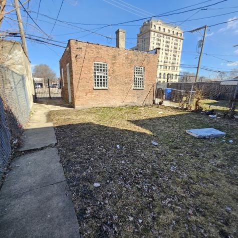 3834 West Monroe Street Chicago IL 60624