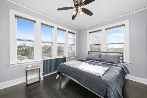 6029 North Austin Avenue Chicago IL 60646