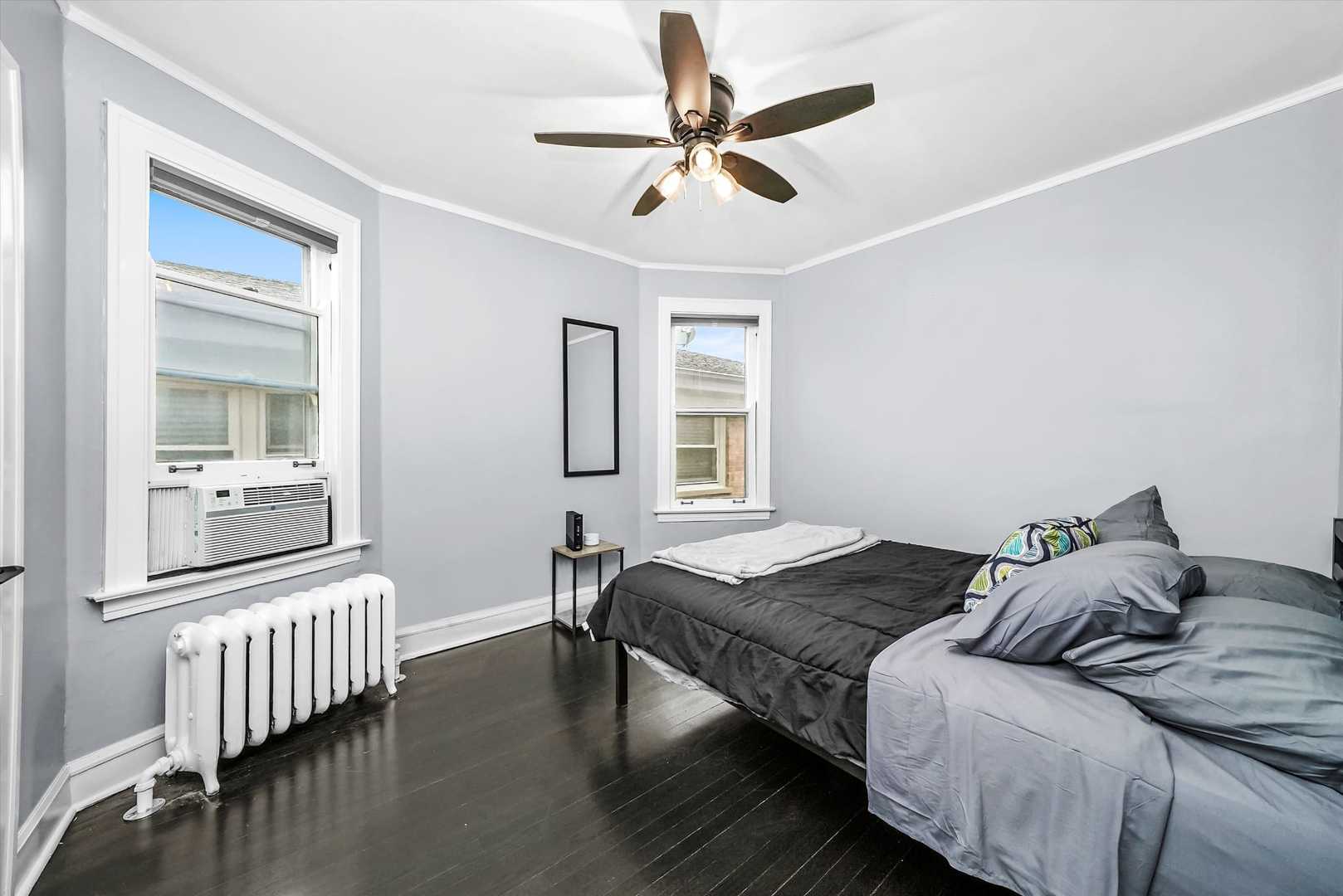 6029 North Austin Avenue Chicago IL 60646