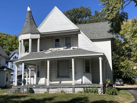 109 East Chamberlin Street Dixon IL 61021