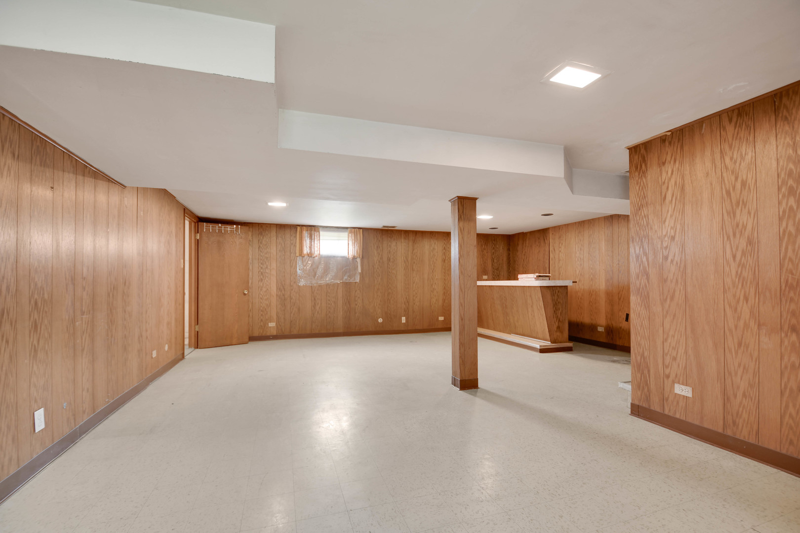 843 West 34th Place Chicago IL 60608