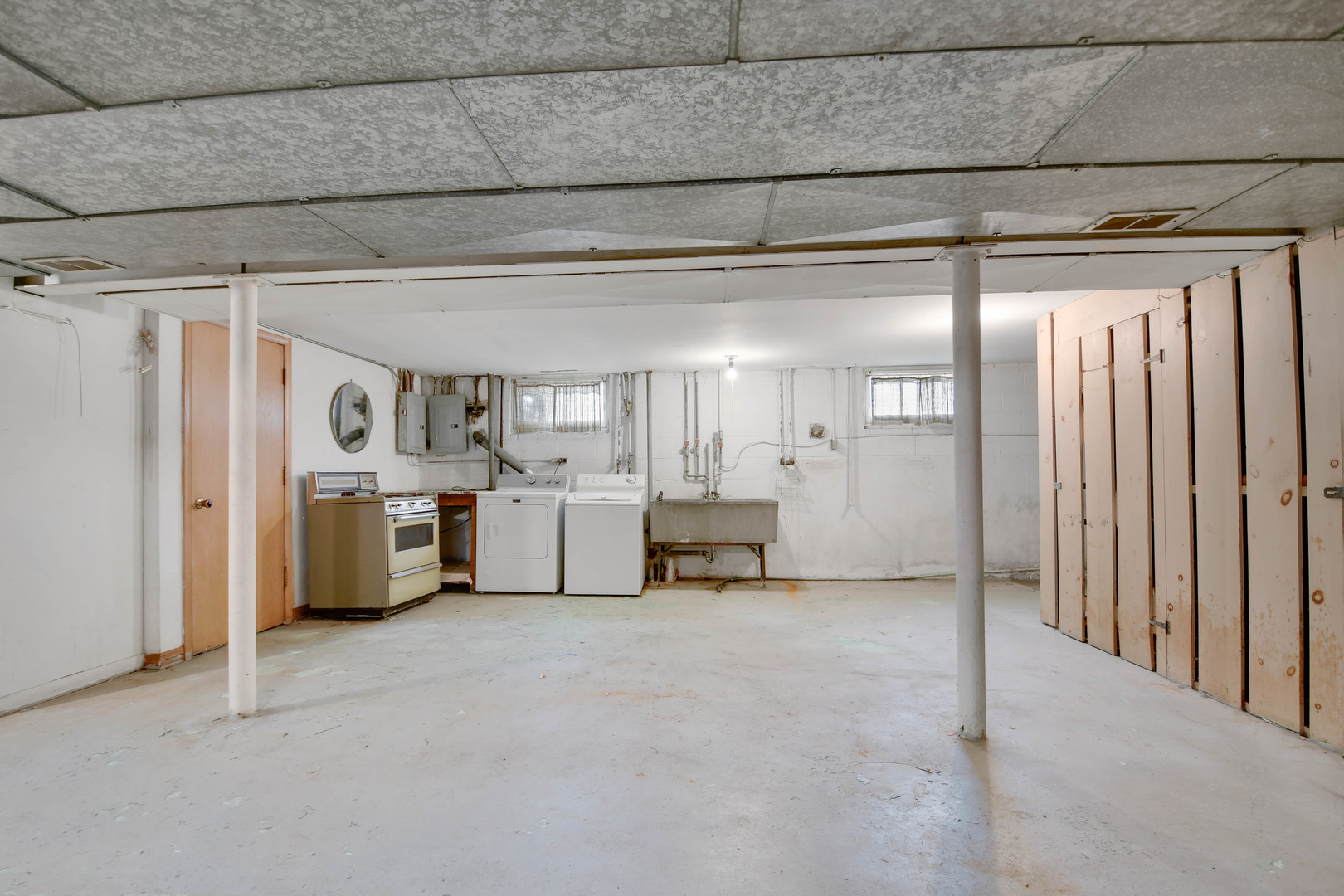 843 West 34th Place Chicago IL 60608