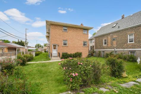 843 West 34th Place Chicago IL 60608