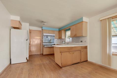 843 West 34th Place Chicago IL 60608