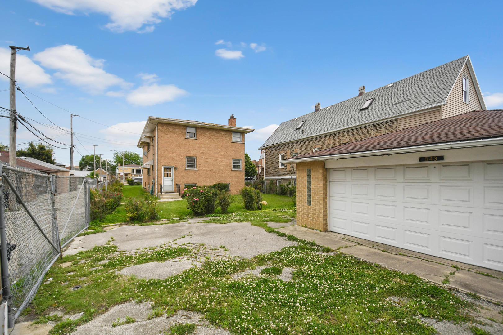 843 West 34th Place Chicago IL 60608