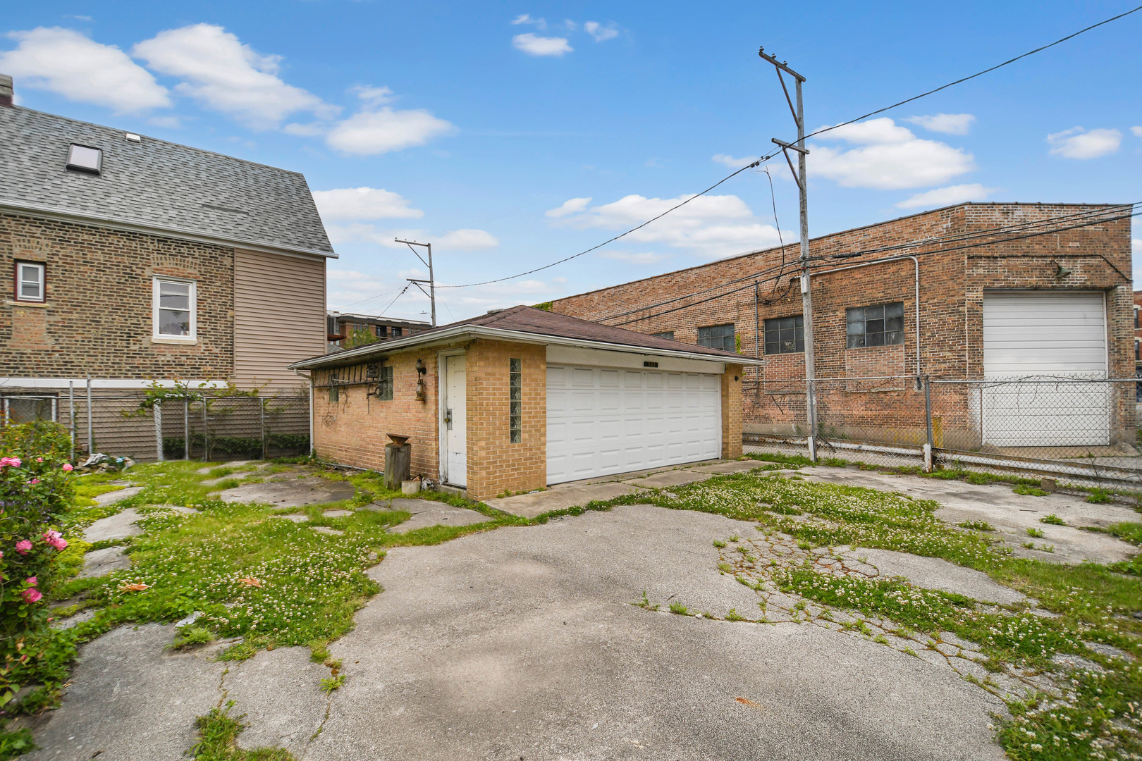 843 West 34th Place Chicago IL 60608