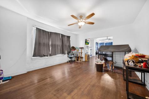 5759 South Campbell Avenue Chicago IL 60629