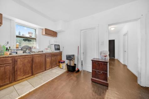 5759 South Campbell Avenue Chicago IL 60629