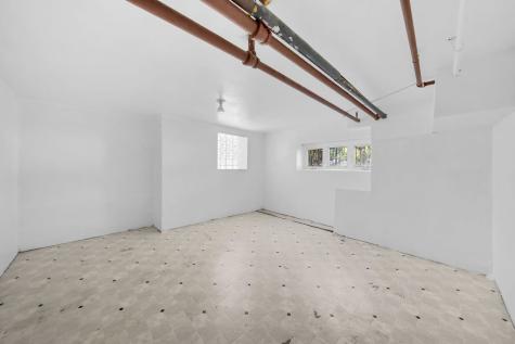 5759 South Campbell Avenue Chicago IL 60629
