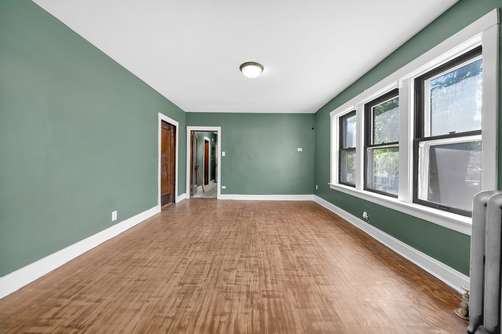 5759 South Campbell Avenue Chicago IL 60629