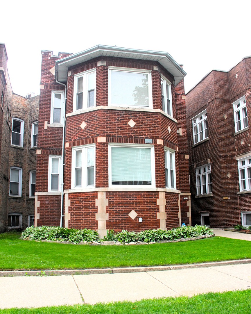 7813 South East End Avenue Chicago IL 60649