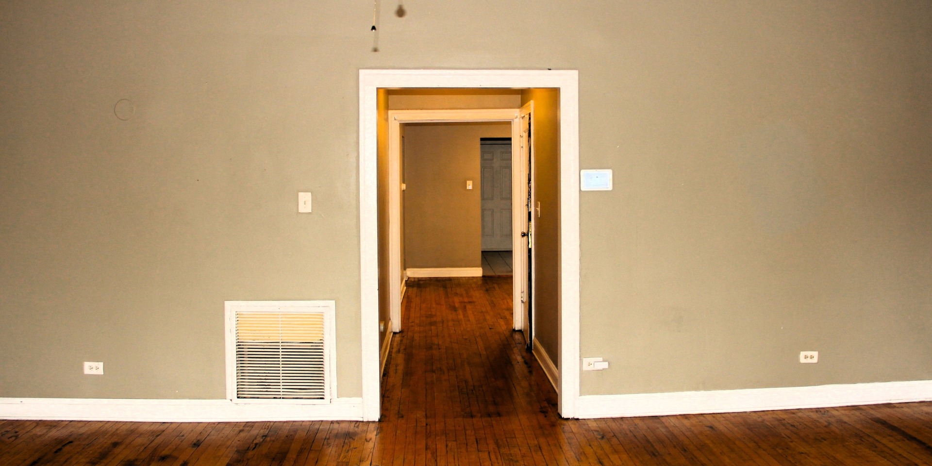 7813 South East End Avenue Chicago IL 60649