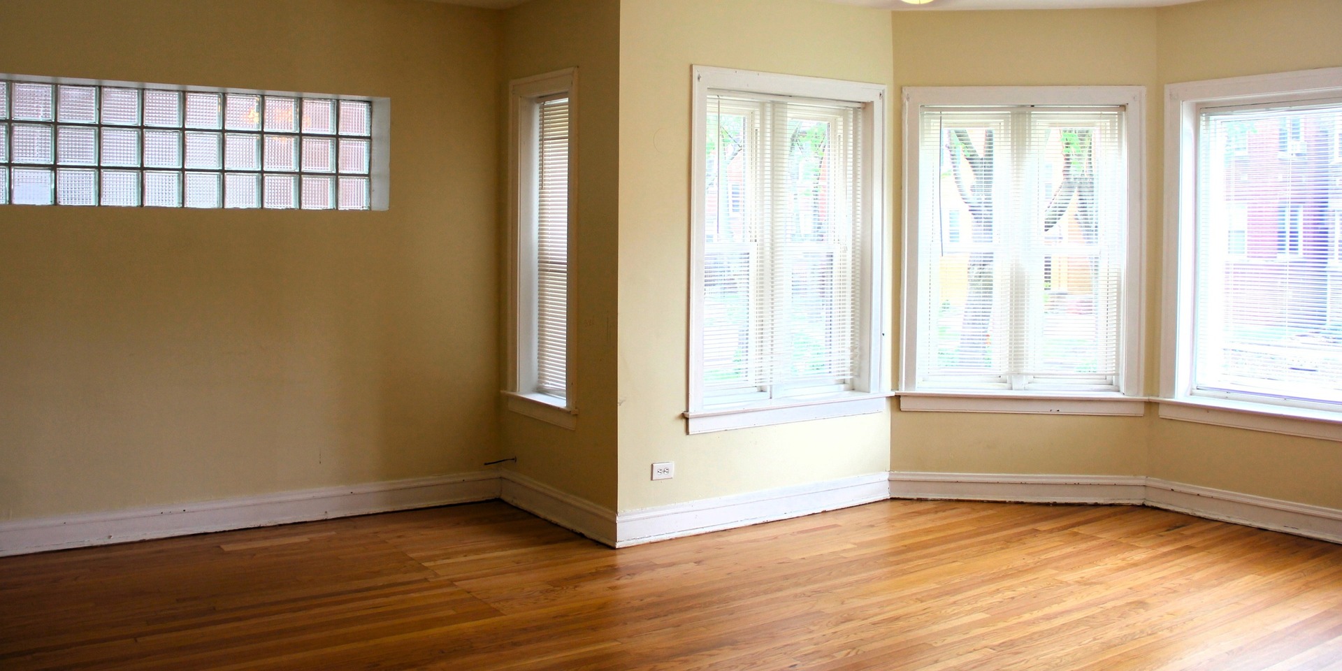 7813 South East End Avenue Chicago IL 60649