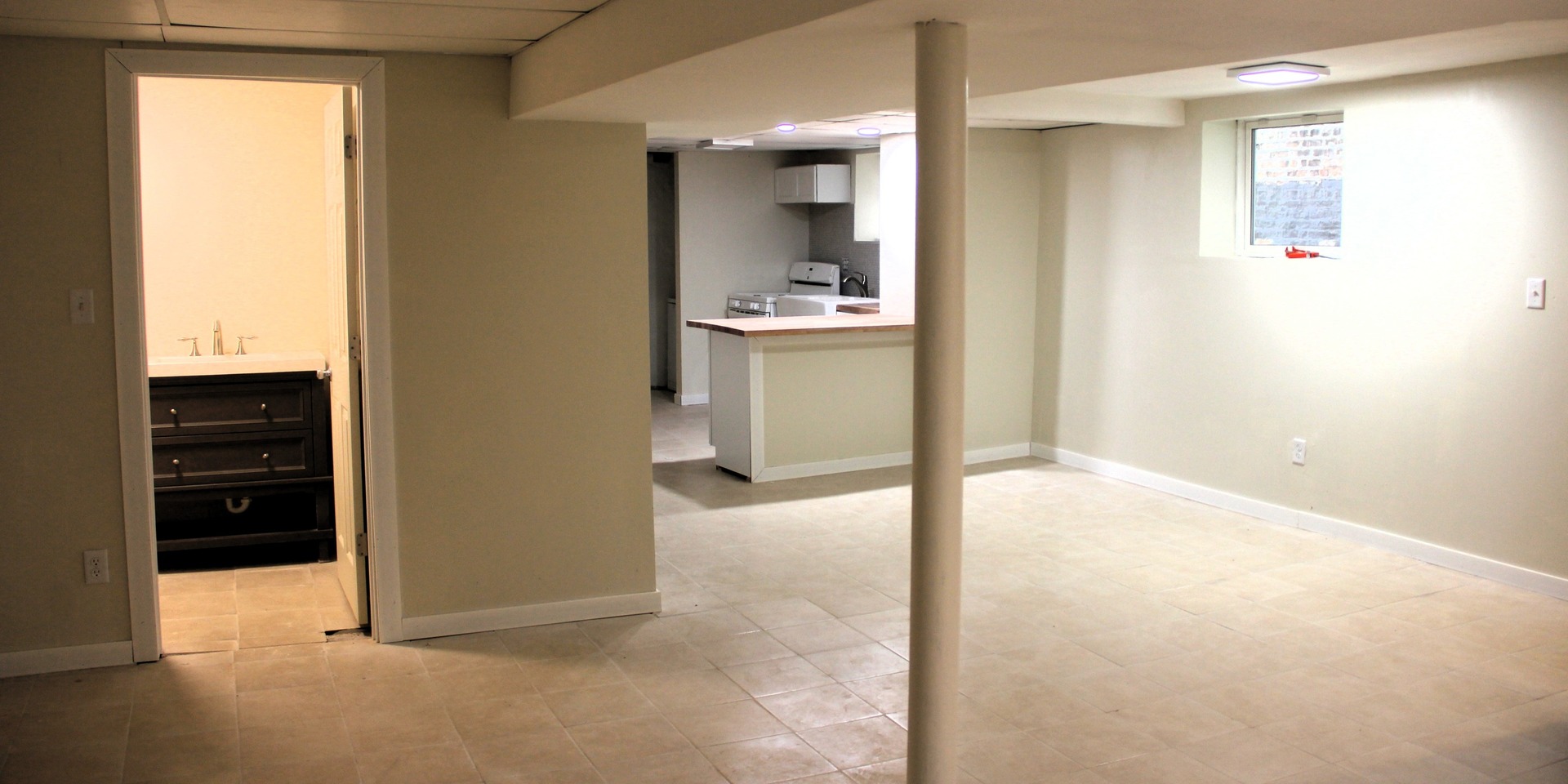 7813 South East End Avenue Chicago IL 60649