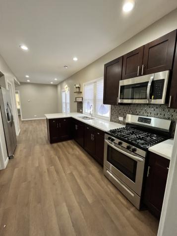 893 Greenbay Avenue Calumet City IL 60409