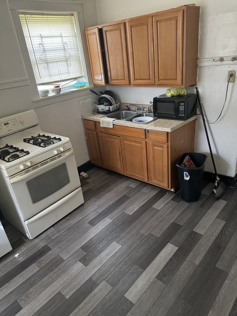 5758 South Honore Street Chicago IL 60636