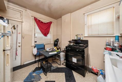 5758 South Honore Street Chicago IL 60636