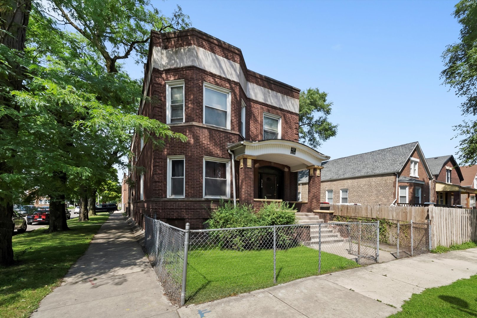 5758 South Honore Street Chicago IL 60636