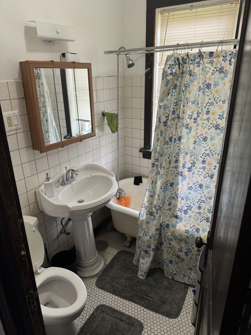 5758 South Honore Street Chicago IL 60636