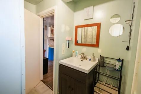 273 West Station Street St. Anne IL 60964