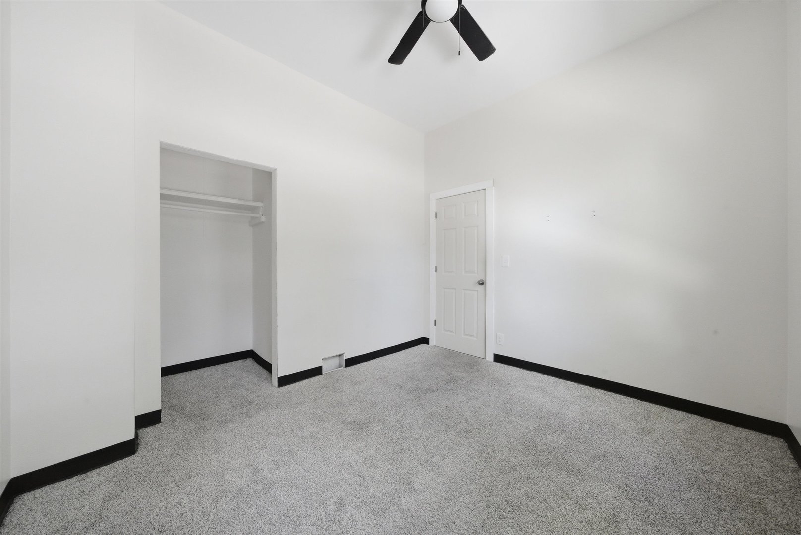 218 Hughes Avenue Lockport IL 60441