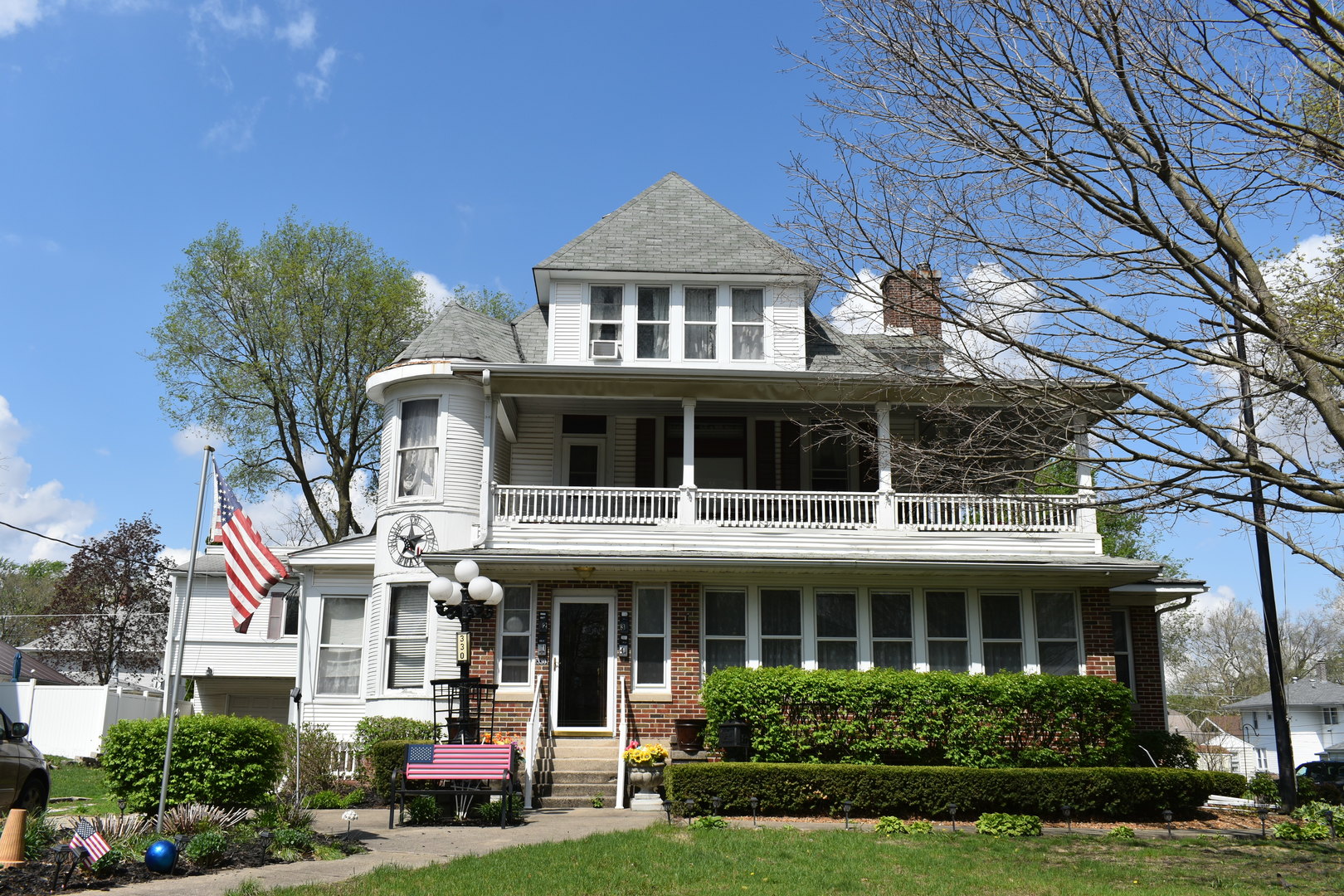 330 East Locust Street Watseka IL 60970