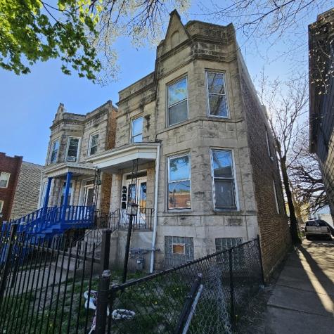 212 North Leamington Avenue Chicago IL 60644
