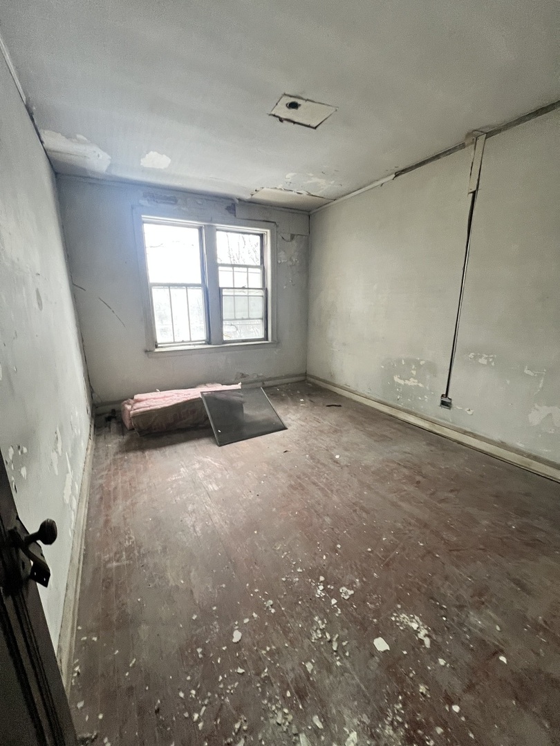 3827 West Fillmore Street Chicago IL 60624
