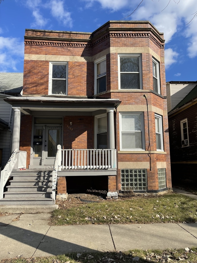 7123 South Peoria Street Chicago IL 60621