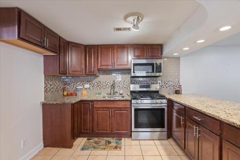 5319 South Indiana Avenue Chicago IL 60615