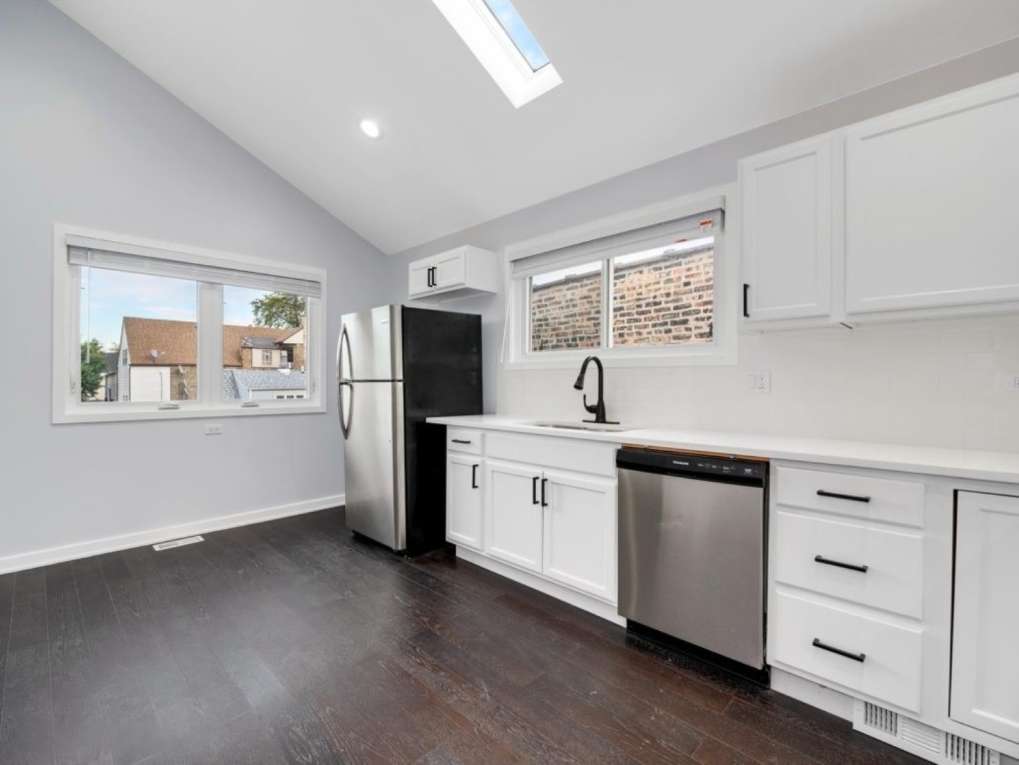 3541 North Damen Avenue Chicago IL 60618