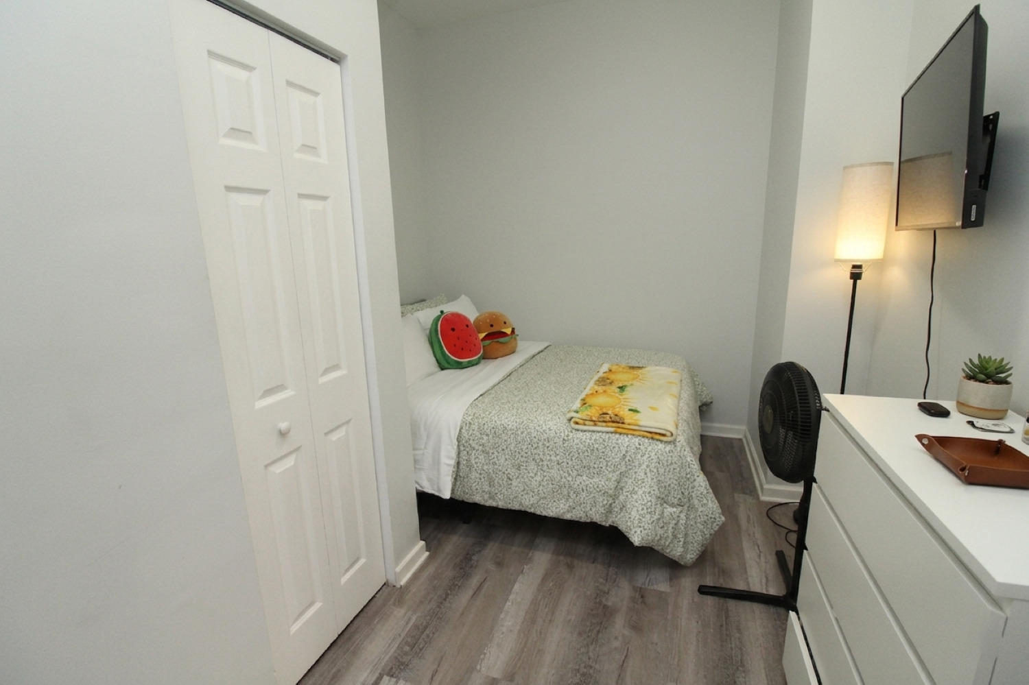 3541 North Damen Avenue Chicago IL 60618