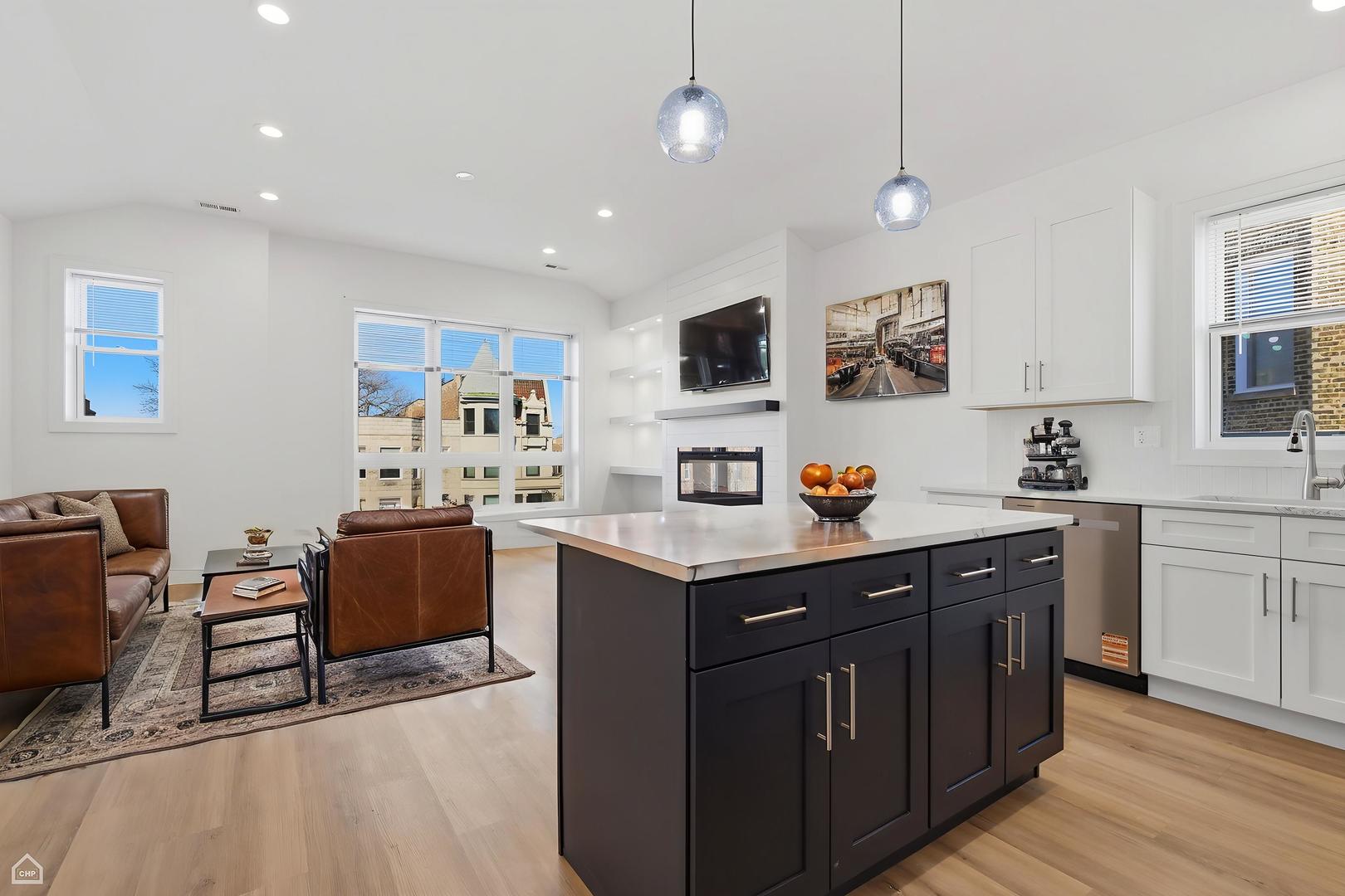 4841 South Prairie Avenue Chicago IL 60615