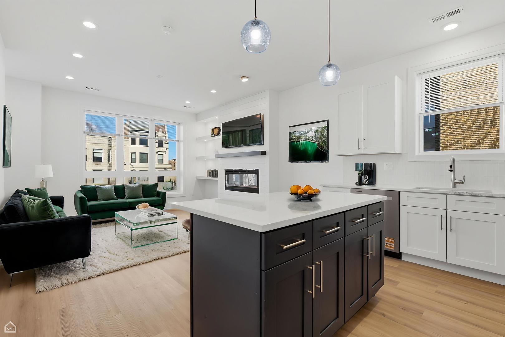 4841 South Prairie Avenue Chicago IL 60615