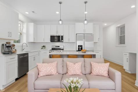 4841 South Prairie Avenue Chicago IL 60615