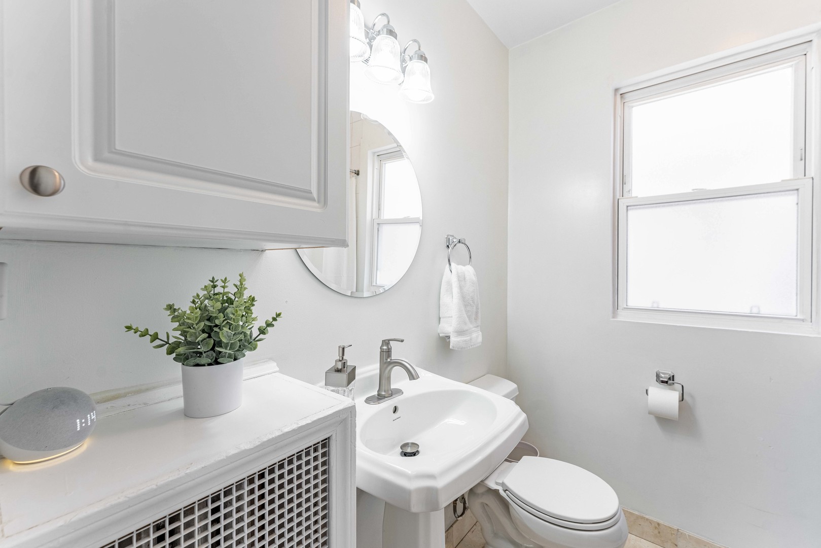 5615 West Henderson Street Chicago IL 60634