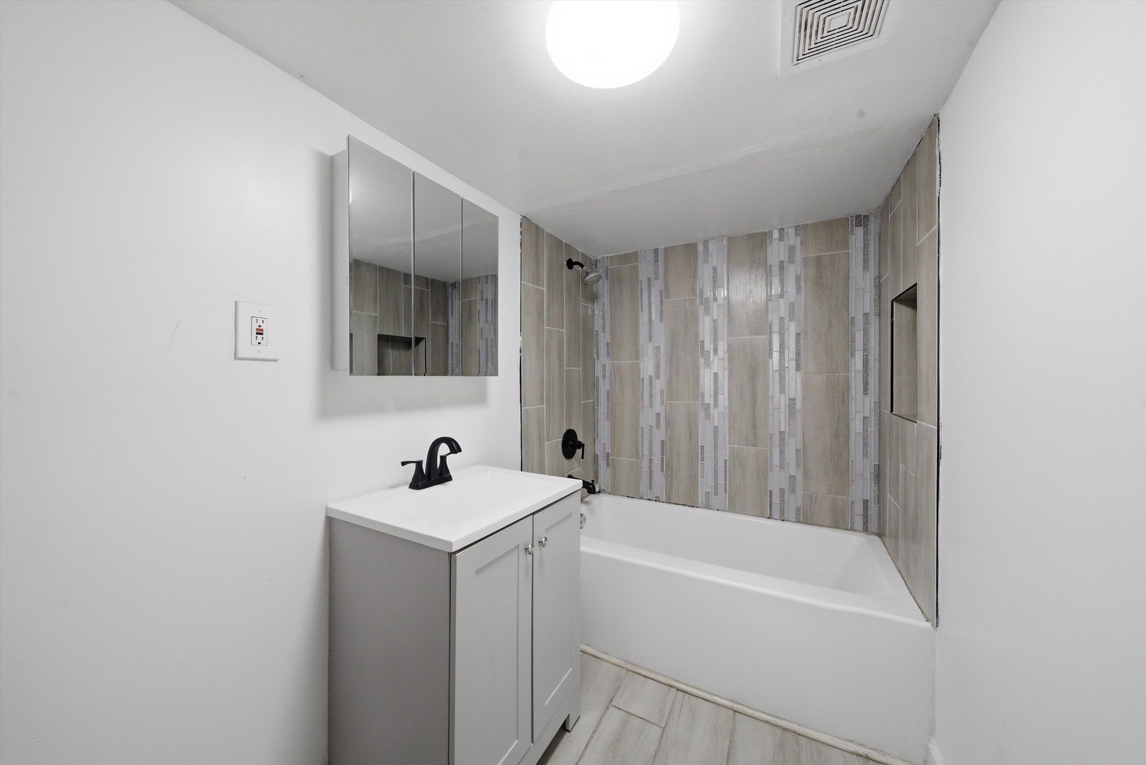8535 South Morgan Street Chicago IL 60620