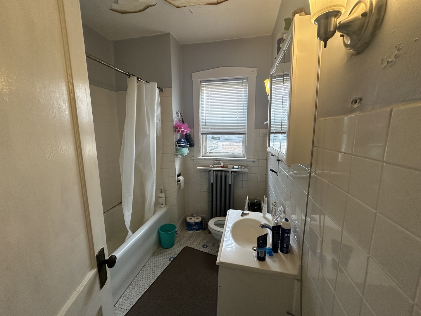 2527 West Argyle Street Chicago IL 60625