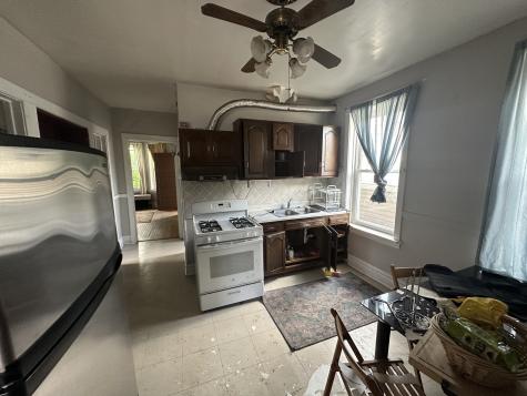 2527 West Argyle Street Chicago IL 60625