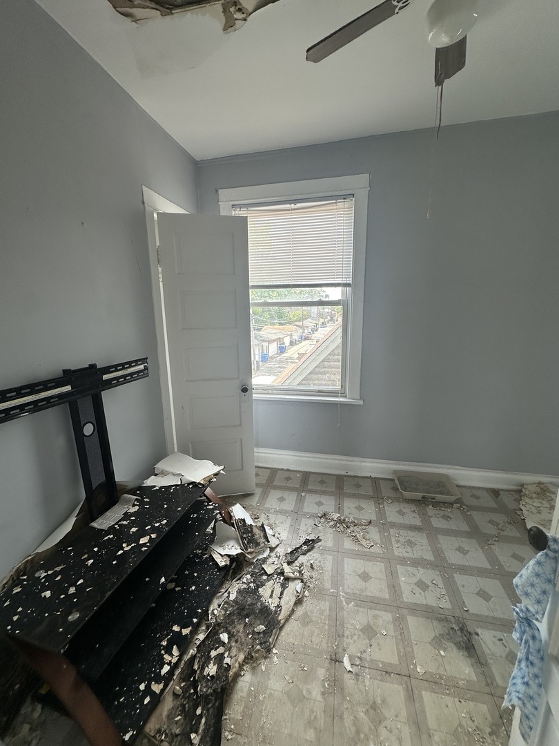 2527 West Argyle Street Chicago IL 60625