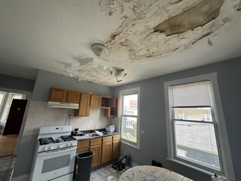 2527 West Argyle Street Chicago IL 60625